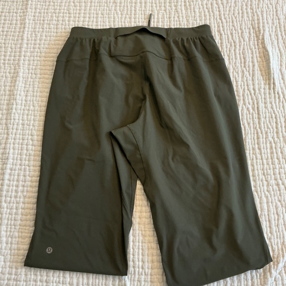 Lululemon Surge Jogger *shorter* (Dark Olive, Large) - Picture 3 of 4